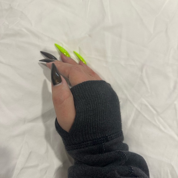 Lululemon | Jacket - Picture 7 of 7